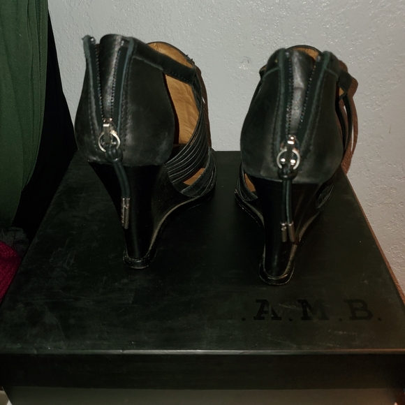 Wedges - Picture 5 of 5